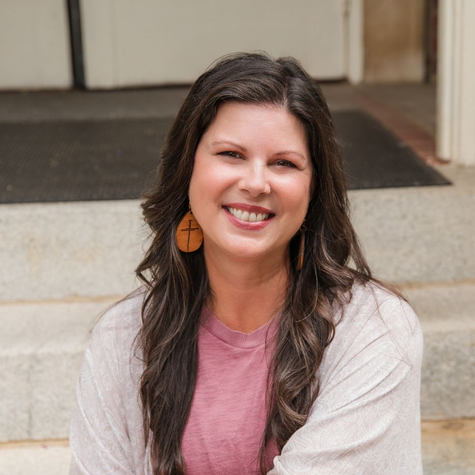 Heather Dixon square headshot